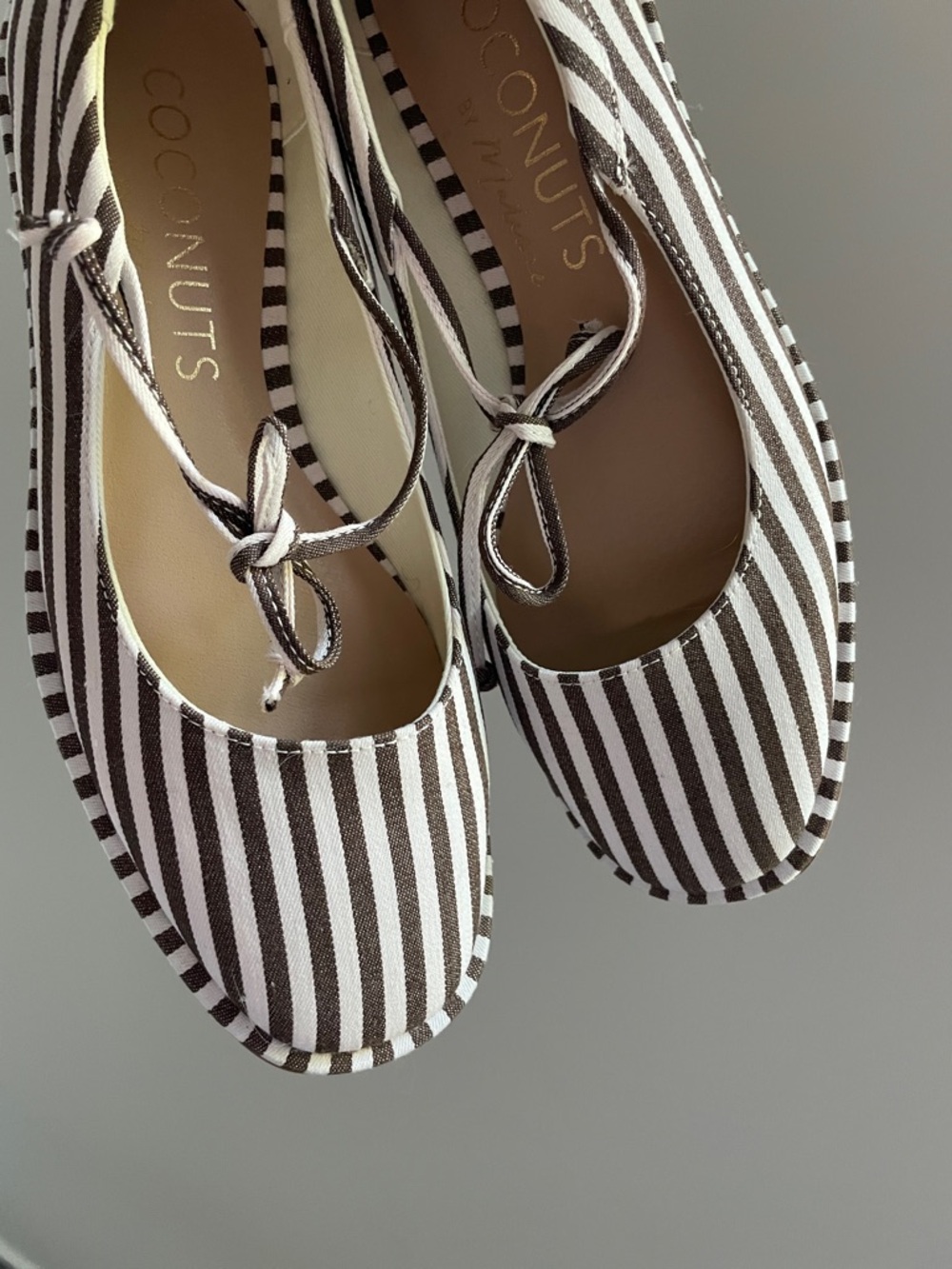 Coconuts by Matisse Brown & White Striped Bow Ballet Flats - Picture 4 of 4